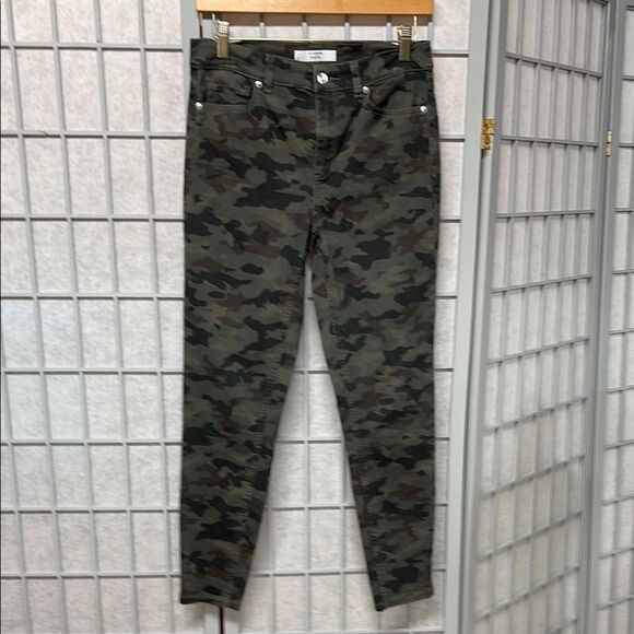 DYNDM KATE Camouflage Women’s Skinny Jeans, Size 27 - Picture 1 of 6